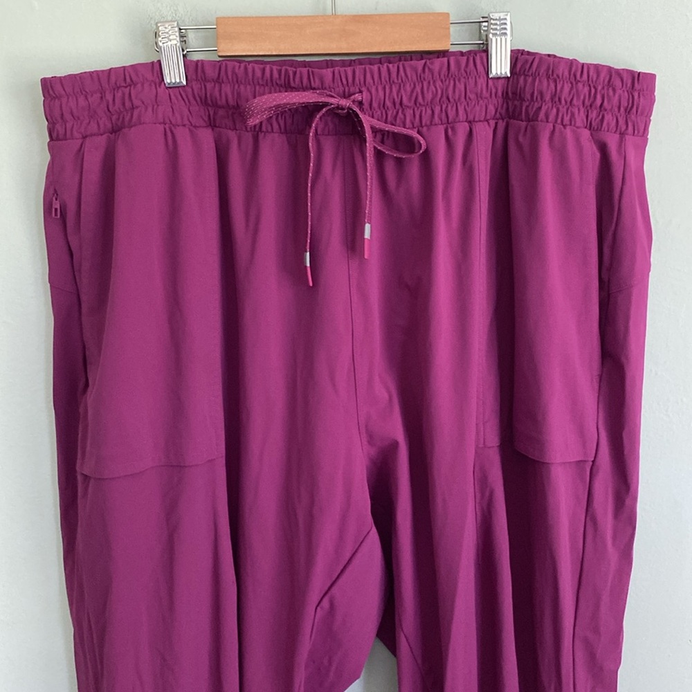 Fabletics Women’s Berry Blast Purple Joggers with tie Size XXL Size 1X - Picture 2 of 9